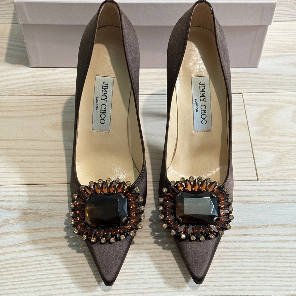 Jimmy Choo Vintage ‘Karen’ Brown Silk Satin Jeweled Heels, sz 38, NWT - Picture 2 of 5